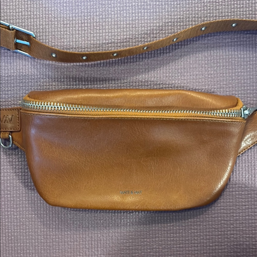 Matt & Nat Tan Vegan Leather Belt Bag/Fanny Pack